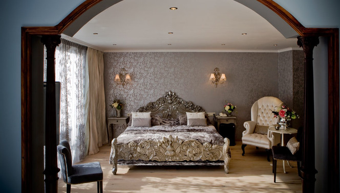 Bridal suite bedroom